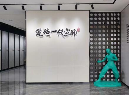 粵見風采 | 粵強廣東羅定羅鏡旗艦店，現(xiàn)代風尚的創(chuàng)意融合